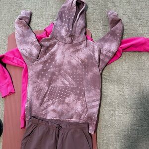 (Bundle)Under Armour Vibrant Pink and lilac Sweatshirt and jogger